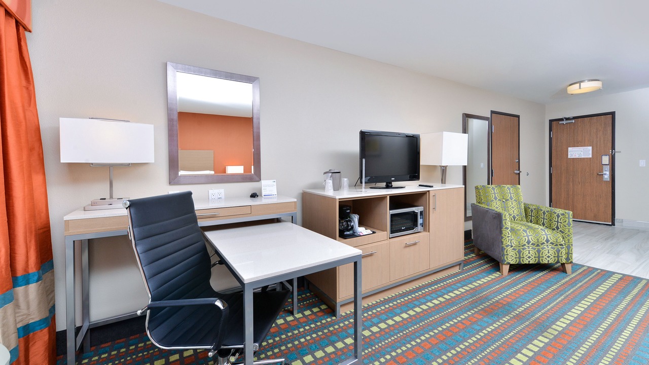 Photo of Bedroom in Bernalillo