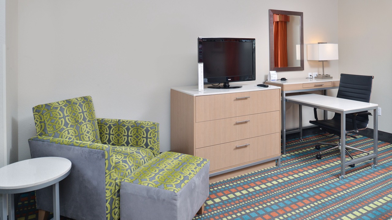 Photo of Bedroom in Bernalillo