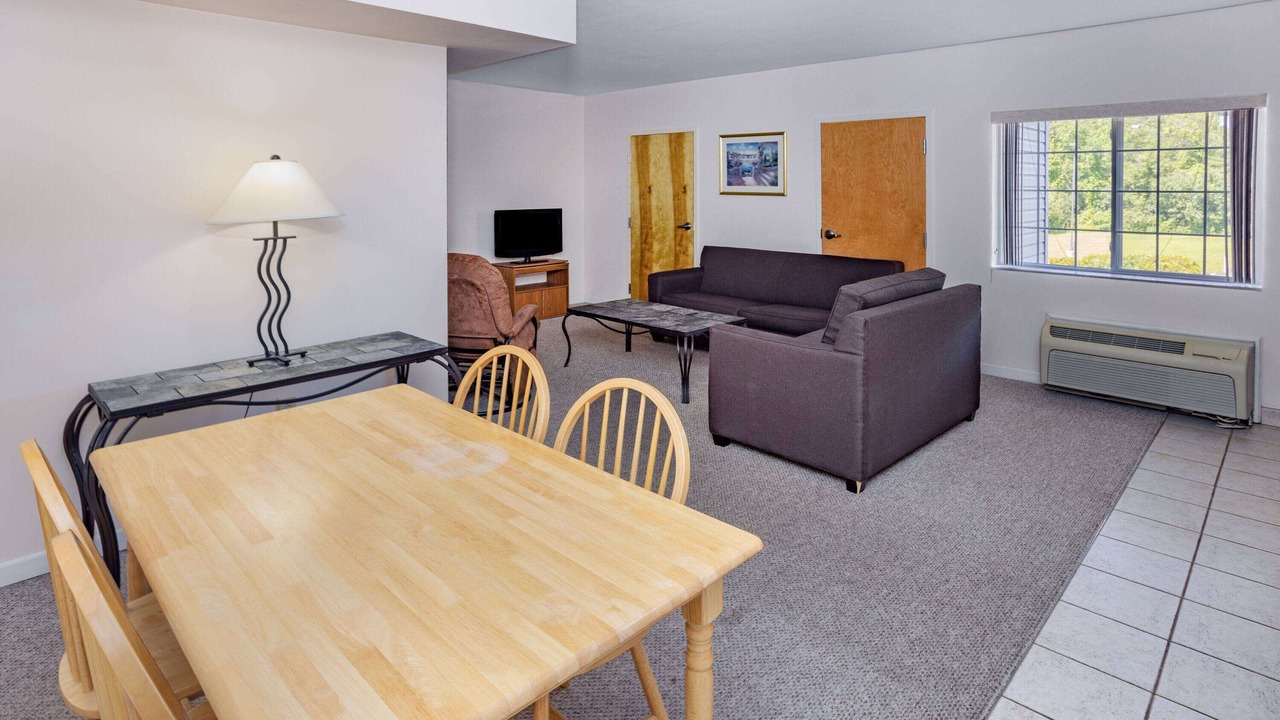 Photo of Bedroom in Plattsburgh