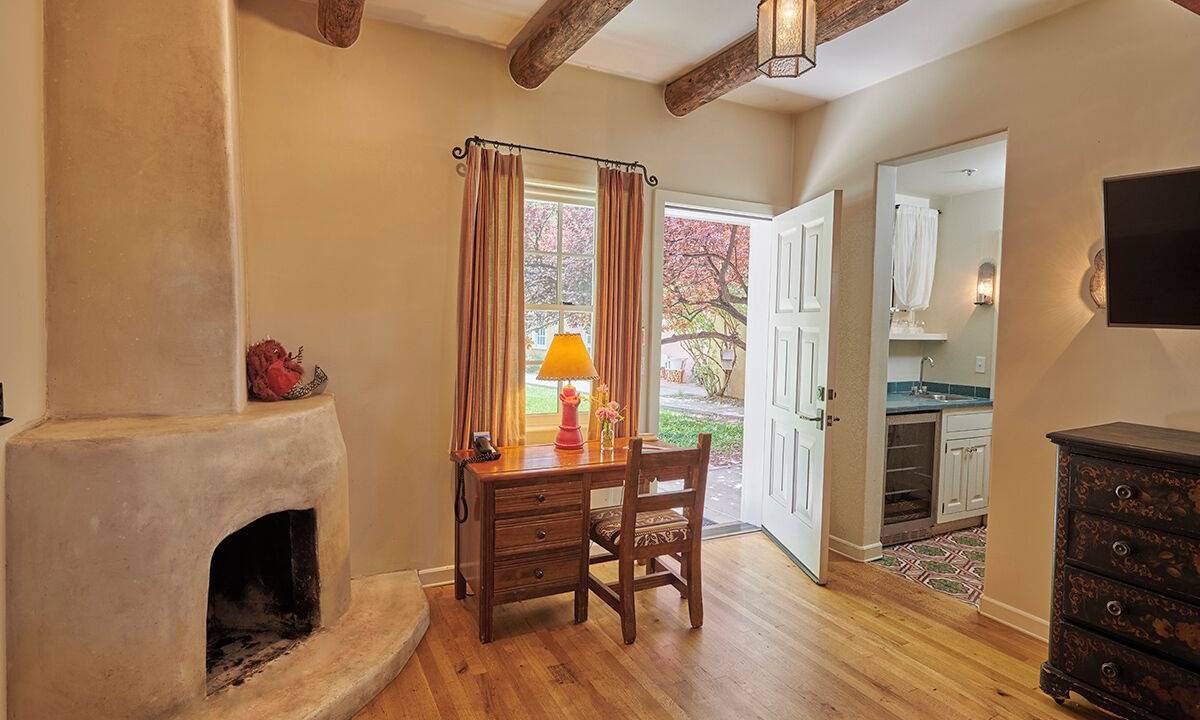 Photo of Bedroom in Los Ranchos de Albuquerque