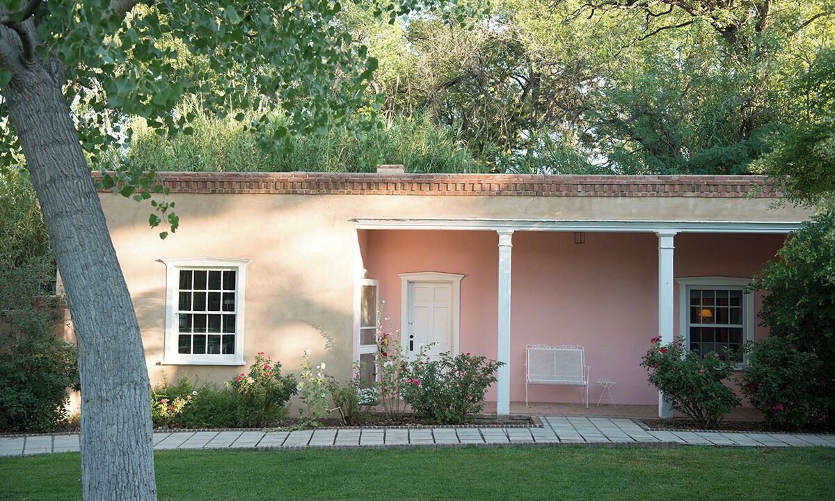 Photo of Bedroom in Los Ranchos de Albuquerque