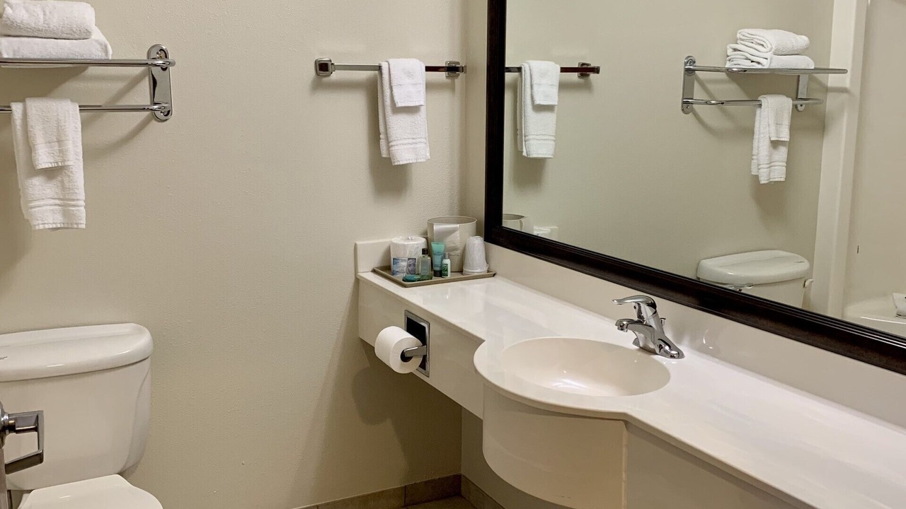 Photo of Bathroom in Becker