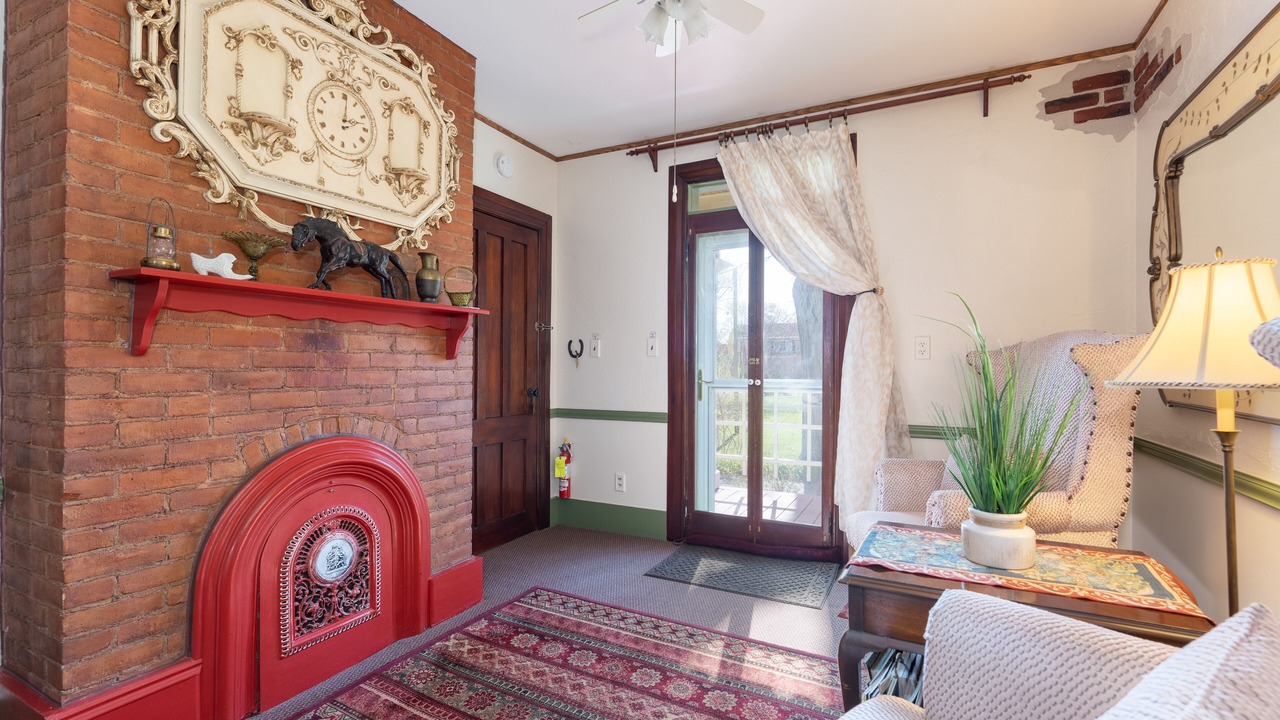 Photo of Bedroom in Saratoga Springs
