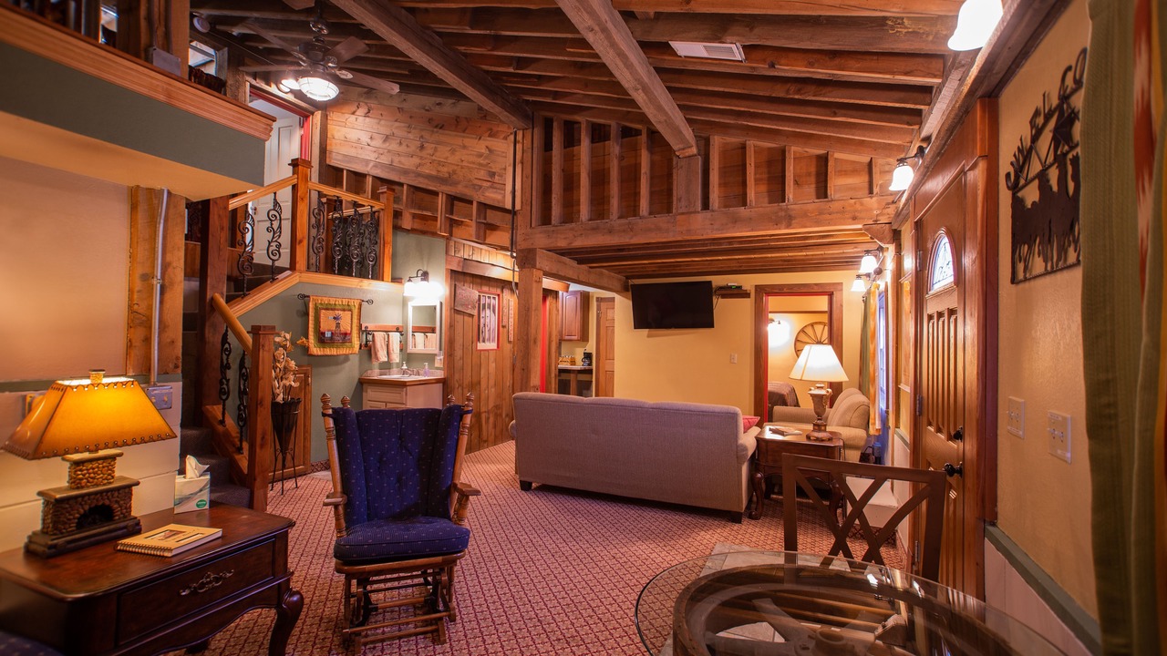 Photo of Livingroom in Lanesboro