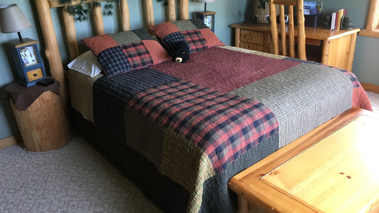 Photo of Bedroom in Ashland