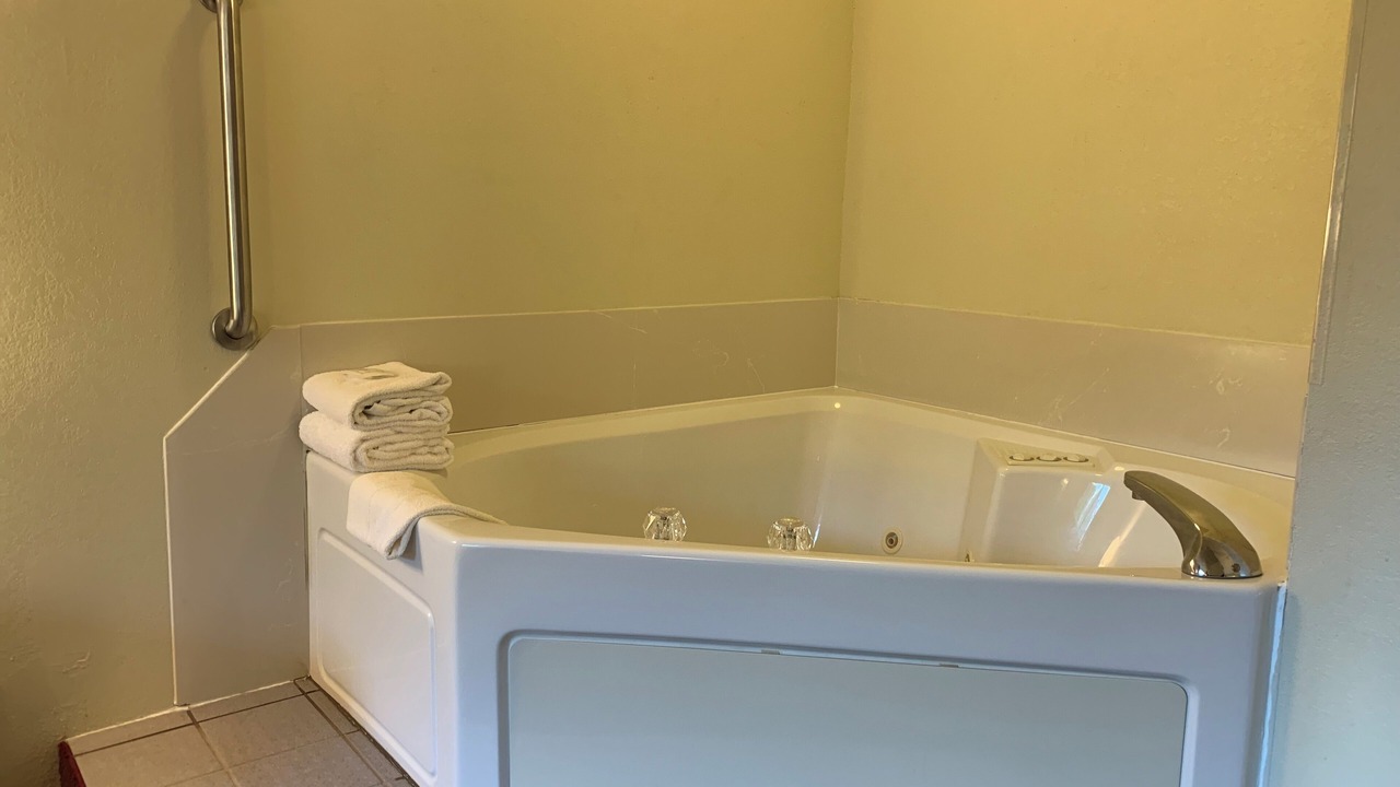 Photo of Bedroom in Allegan