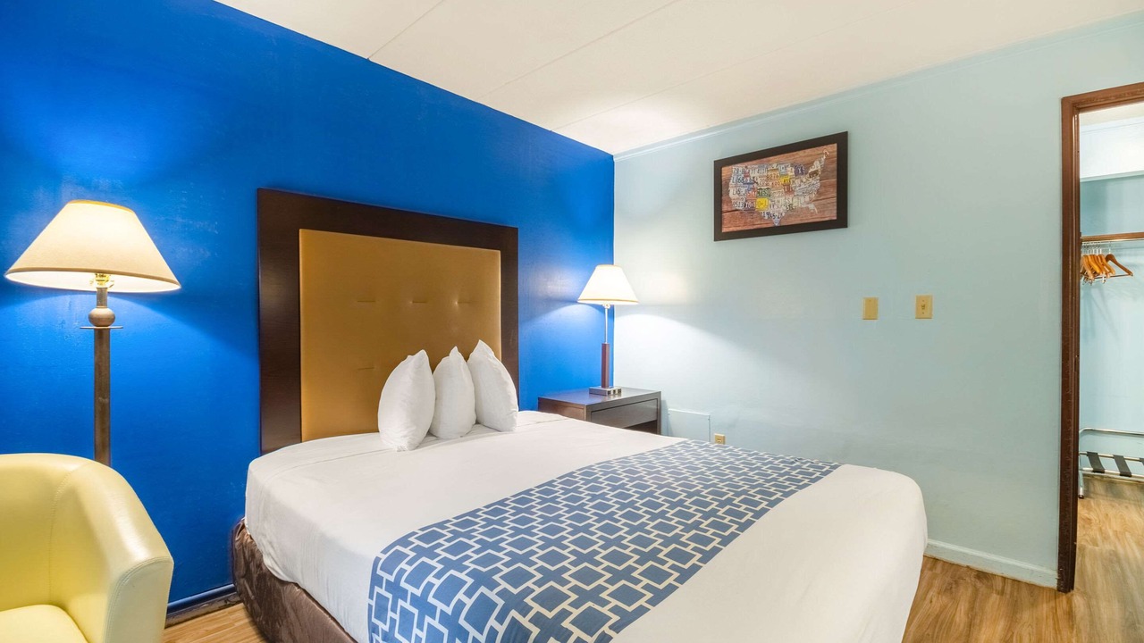 Photo of Bedroom in Windsor Locks