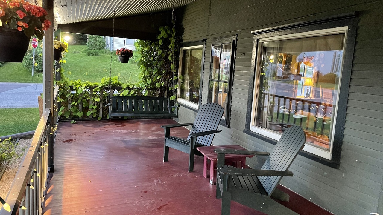Photo of Patio Balcony in Jeffersonville