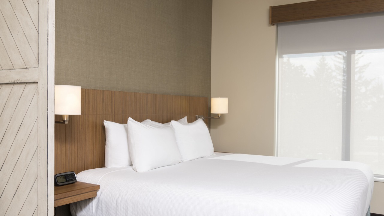 Photo of Bedroom in Bryant Pattengill East