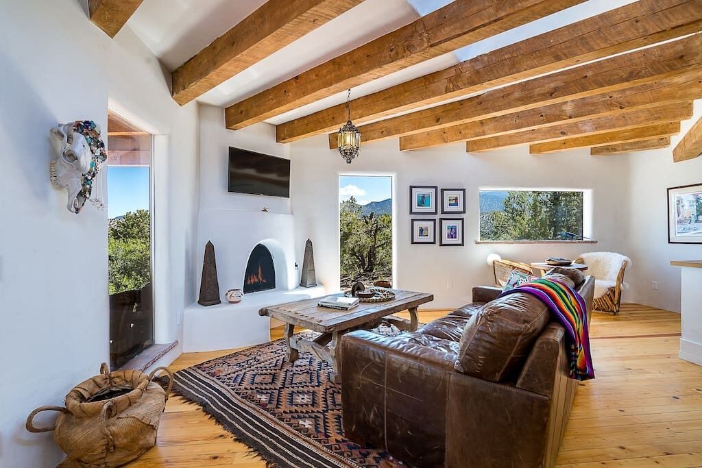 Photo of Livingroom in Chupadero
