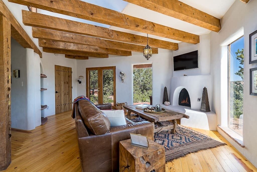 Photo of Livingroom in Chupadero