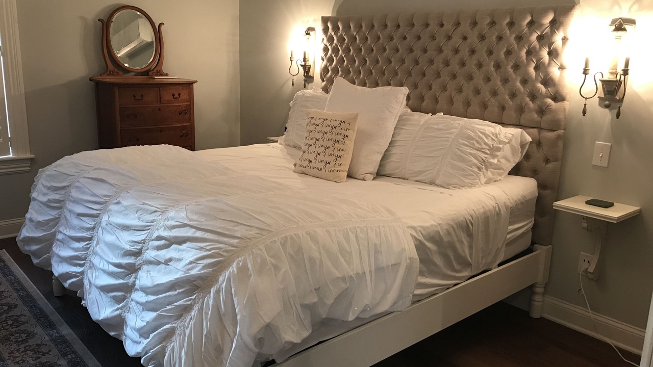 Photo of Livingroom in Bolton Landing