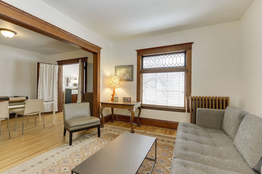Photo of Livingroom in Powderhorn Park