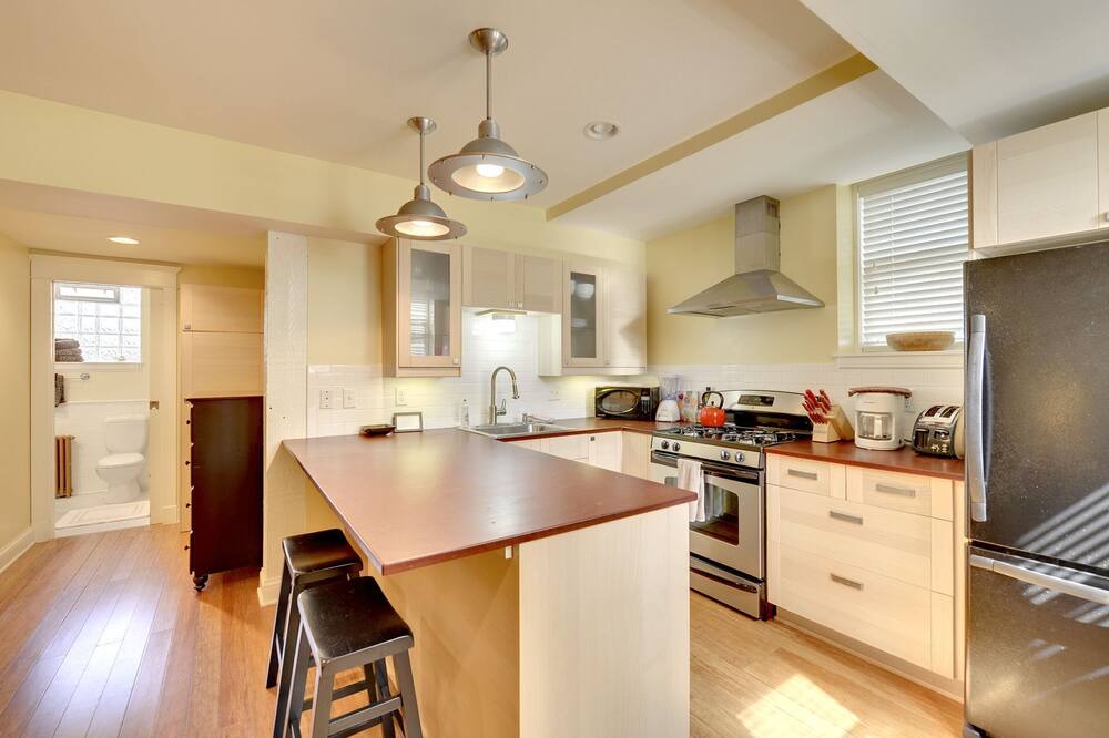 Photo of Kitchen in Powderhorn Park