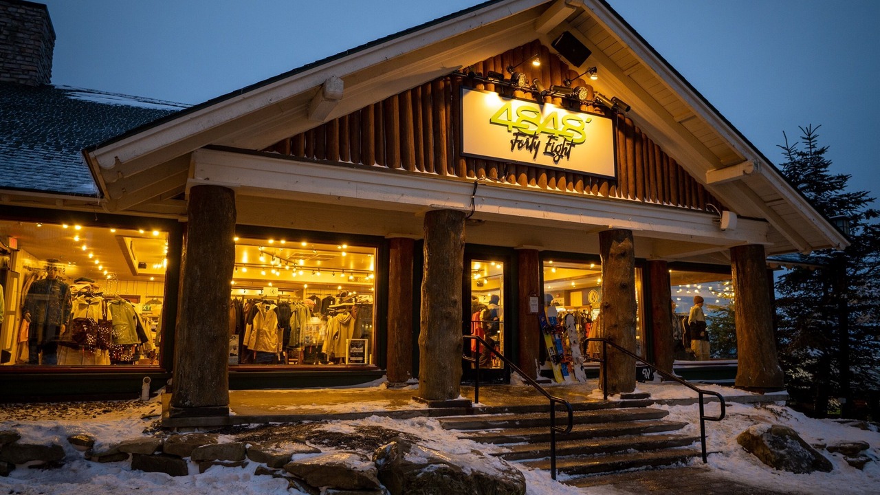 Photo of Outdoor in Snowshoe