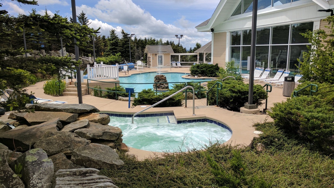 Photo of Outdoor in Snowshoe