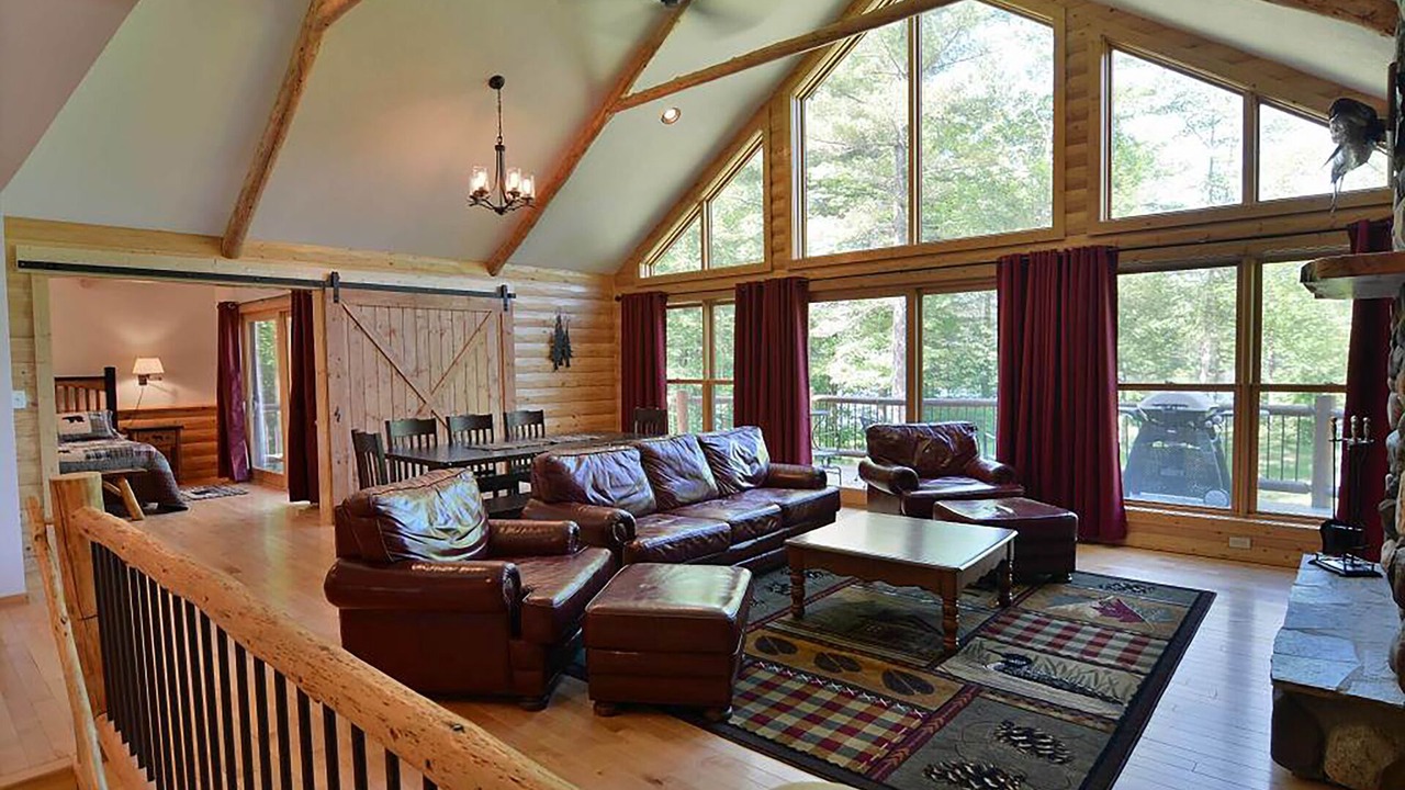 Photo of Livingroom in Hayward