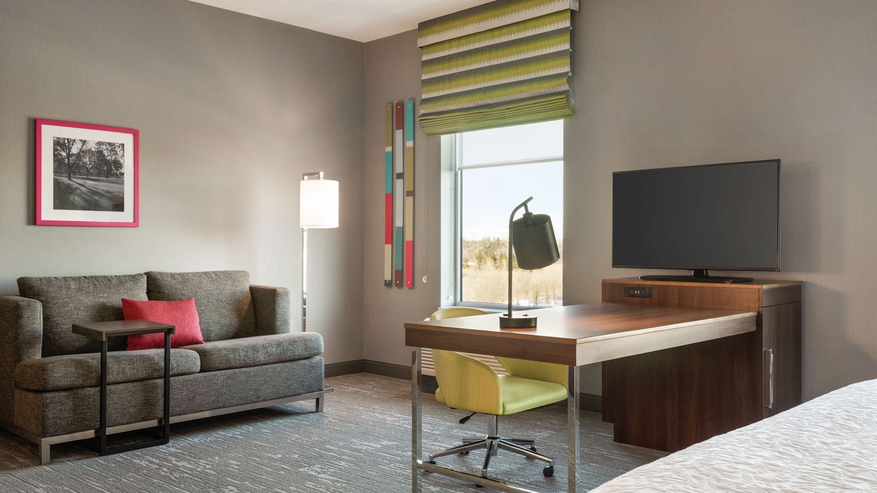 Photo of Bedroom in Brooklyn Park