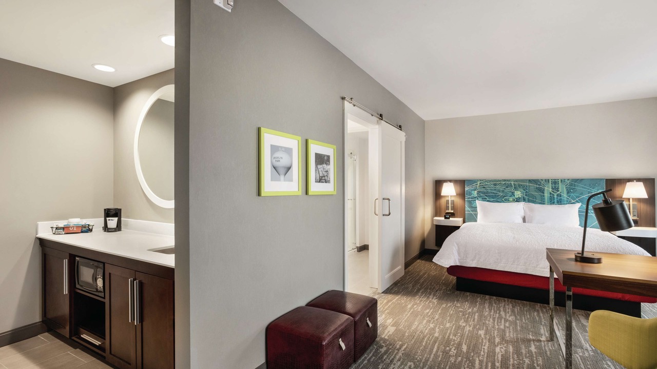 Photo of Bedroom in Brooklyn Park