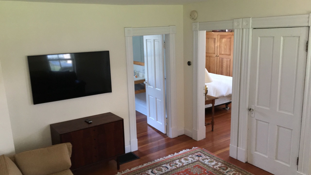 Photo of Livingroom in Old North End