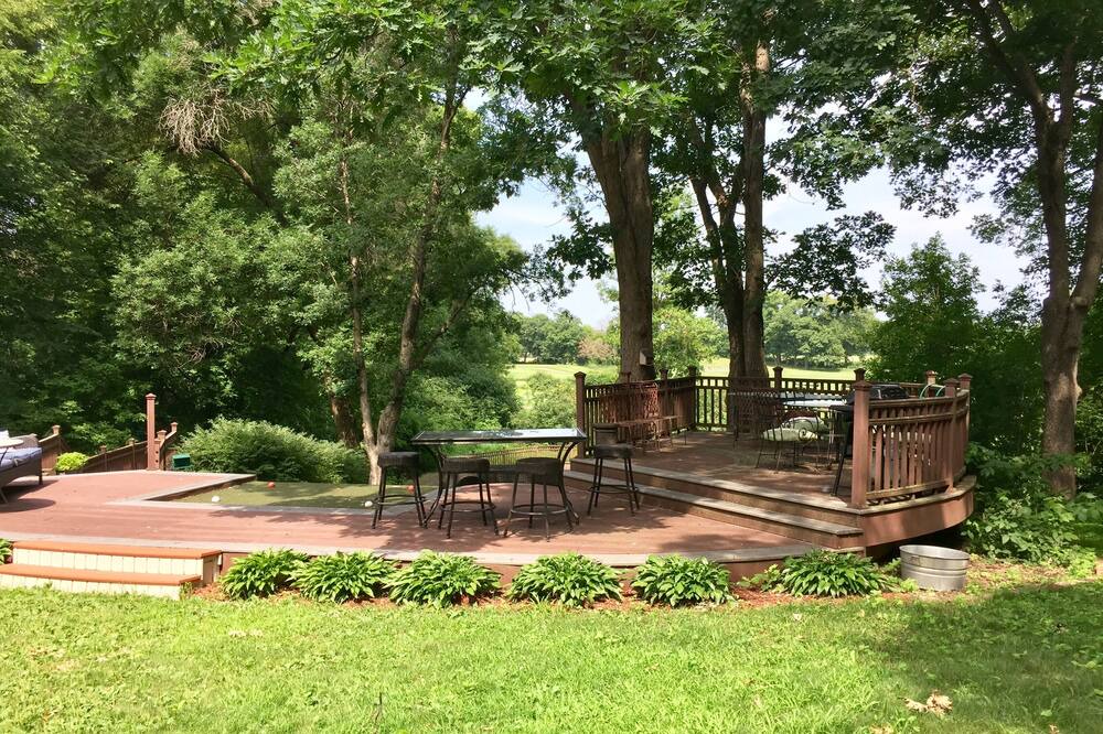 Photo of Outdoor in Dellwood