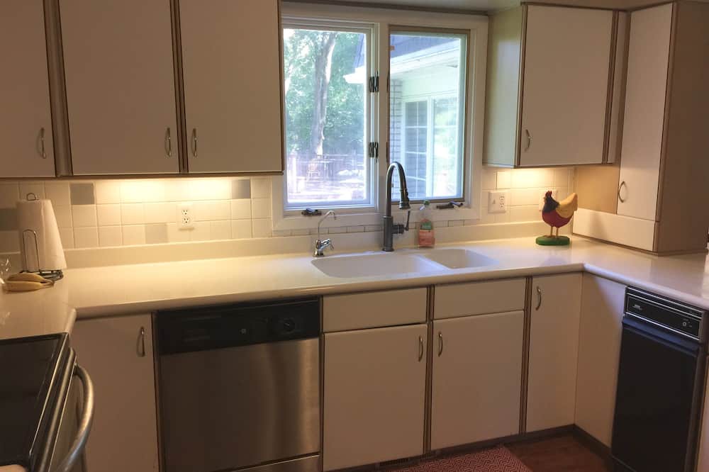 Photo of Kitchen in Dellwood