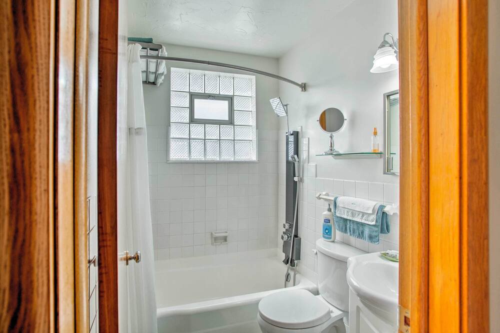 Photo of Bathroom in Columbia Heights