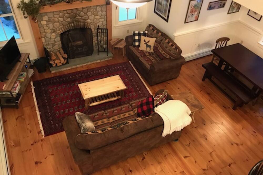 Photo of Livingroom in Twin Mountain