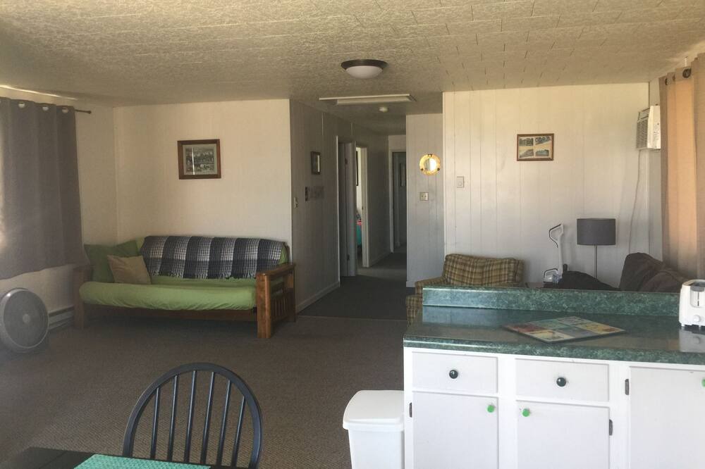 Photo of Livingroom in Clayton