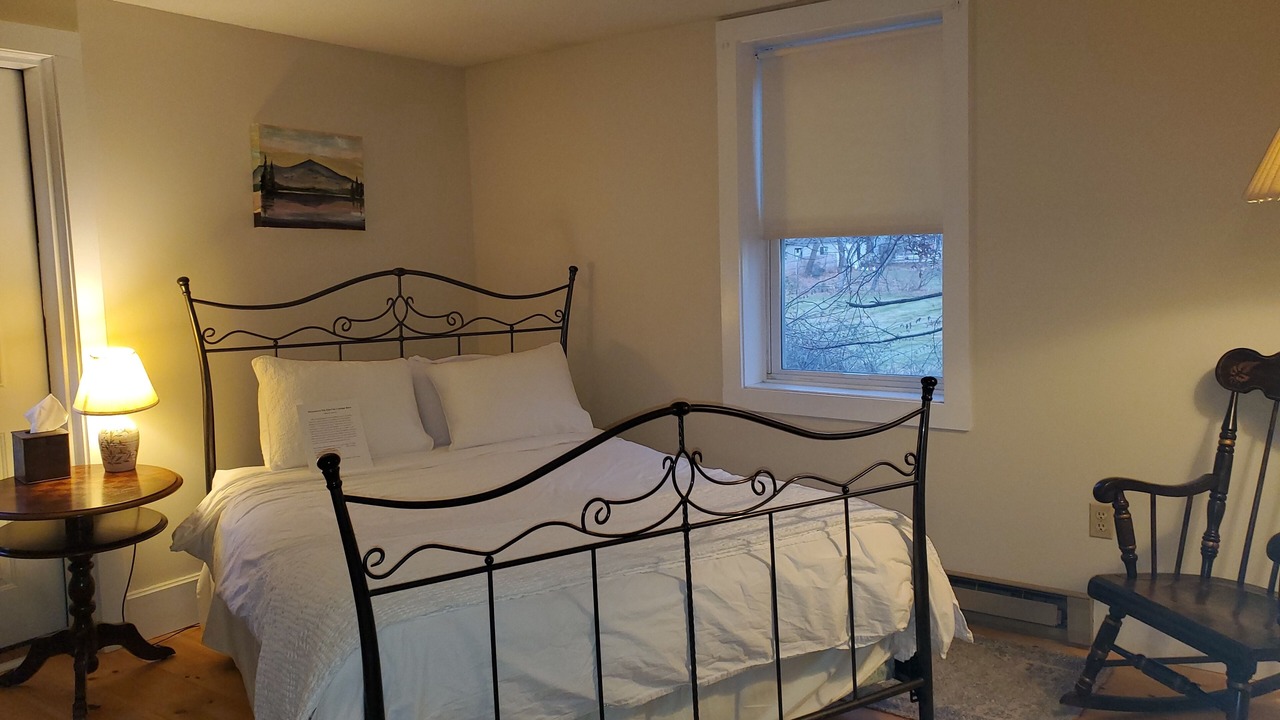 Photo of Bedroom in Historic Main Street