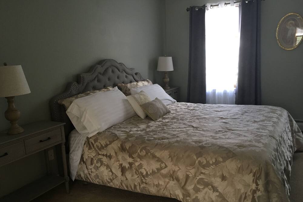 Photo of Bedroom in Williston North
