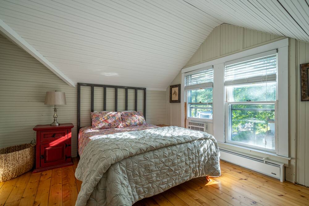 Photo of Bedroom in Hillcrest