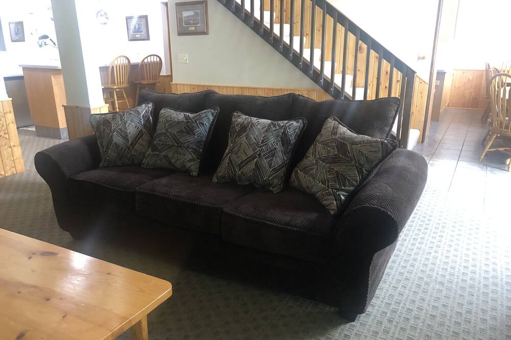 Photo of Livingroom in Squaw Lake