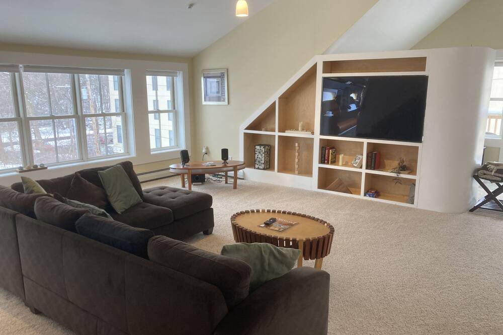Photo of Livingroom in Winooski