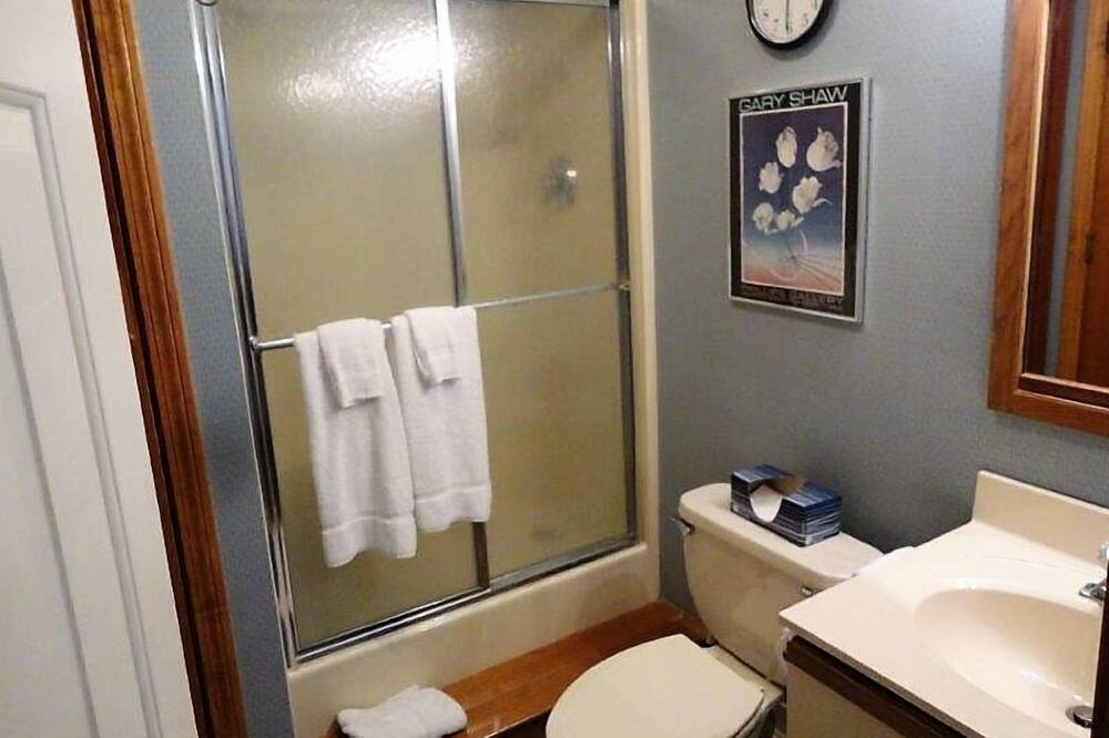 Photo of Bathroom in West Dover