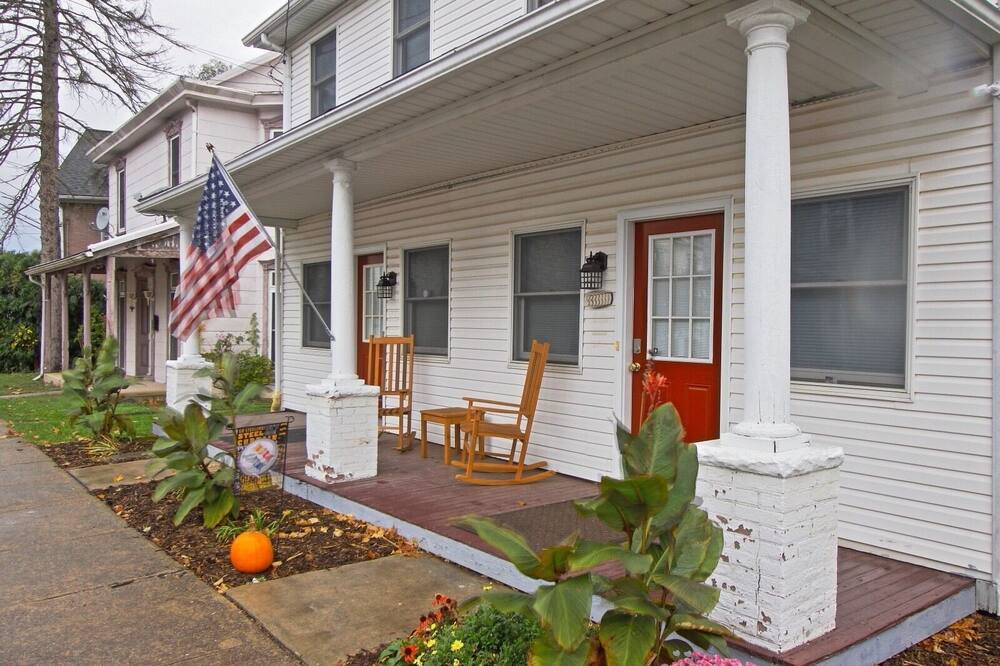 Photo of Patio Balcony in Hummelstown