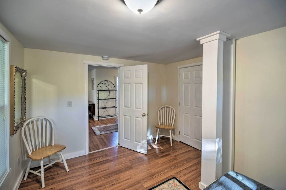 Photo of Bedroom in Dexter