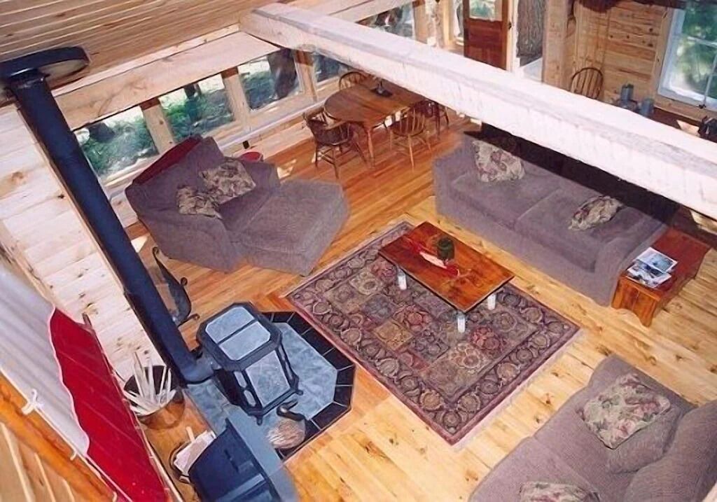 Photo of Livingroom in Town of Hermon