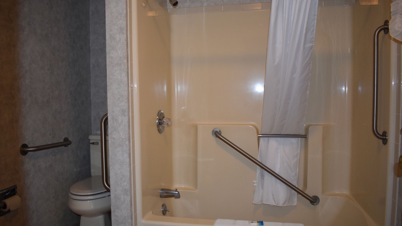 Photo of Bathroom in Thendara
