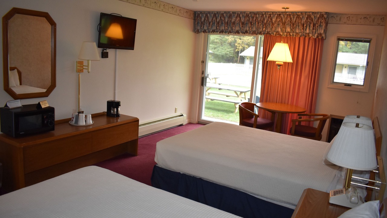 Photo of Bedroom in Thendara