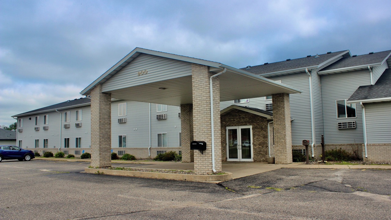 Photo of Outdoor in Motley
