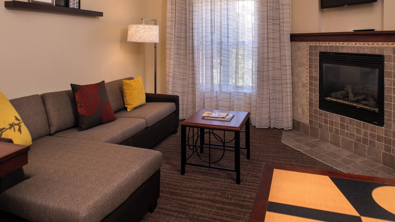 Photo of Livingroom in Victory Hills