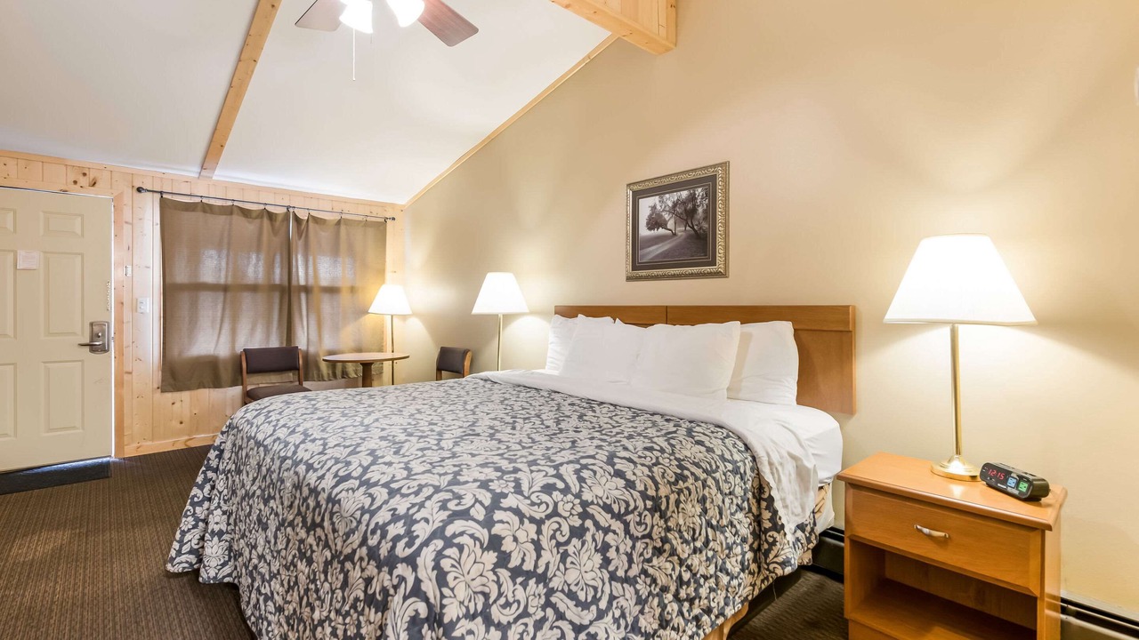 Photo of Bedroom in Rice Lake