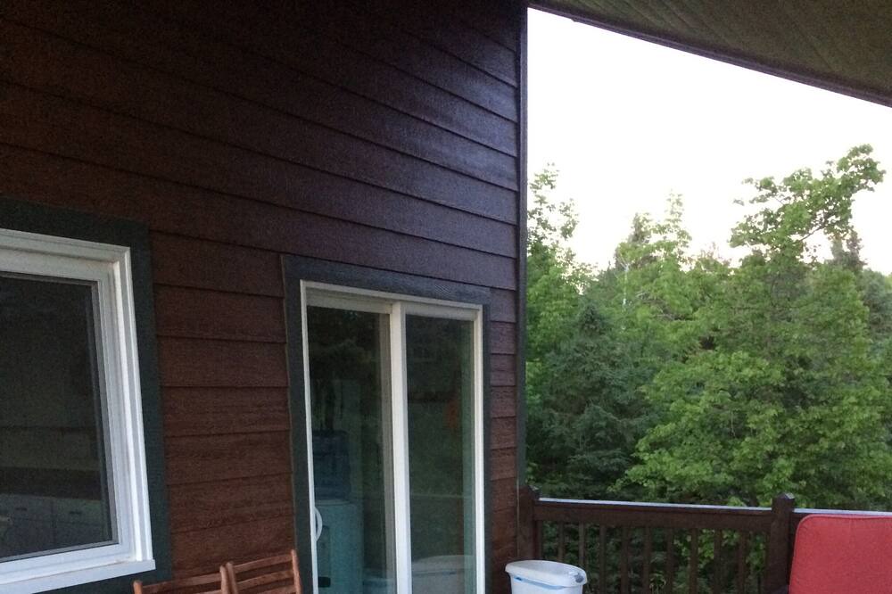 Photo of Patio Balcony in Brule