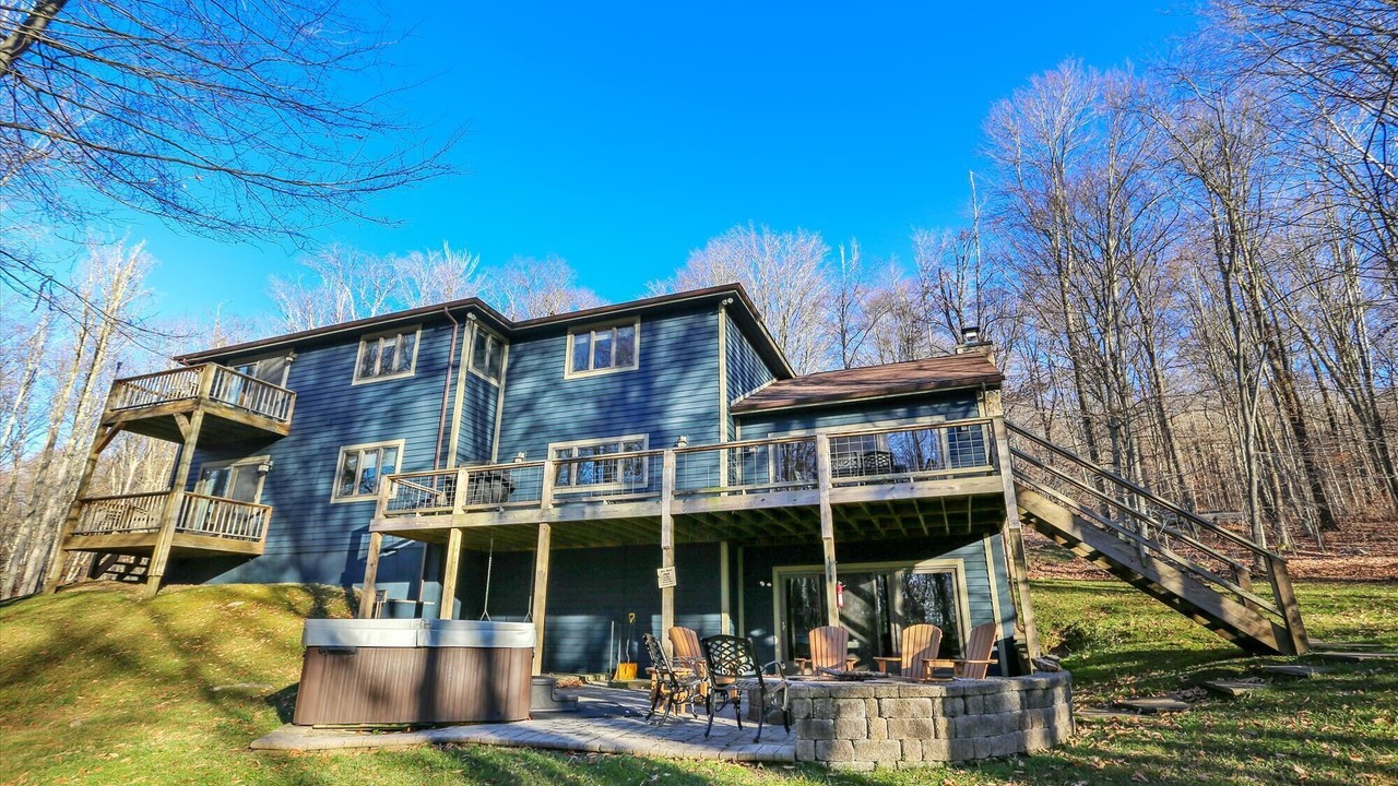 Photo of Outdoor in Old Timberline