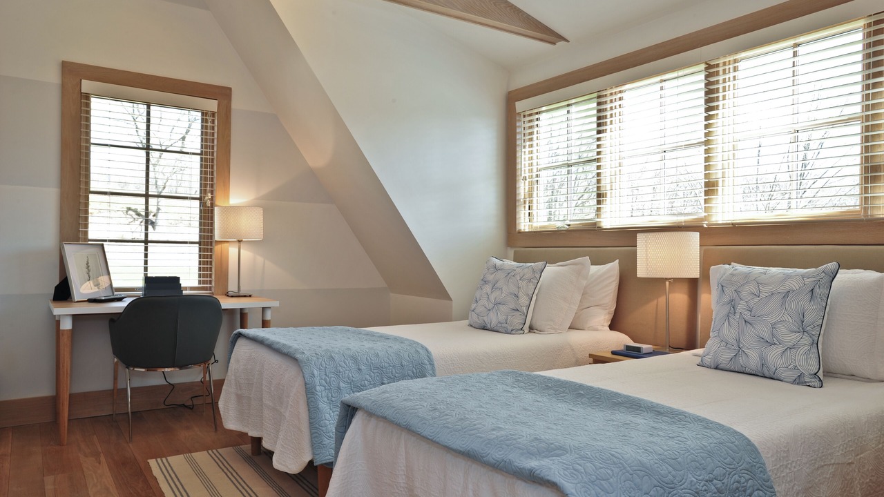 Photo of Bedroom in Roxbury