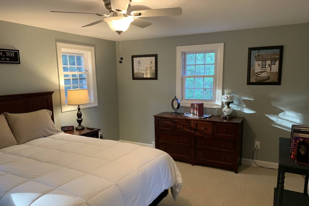 Photo of Bedroom in Bennington