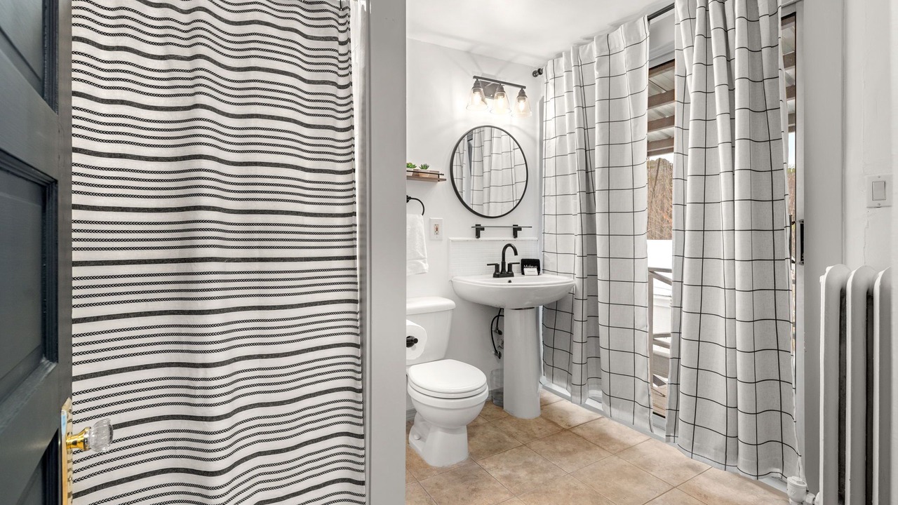 Photo of Bathroom in Lincoln