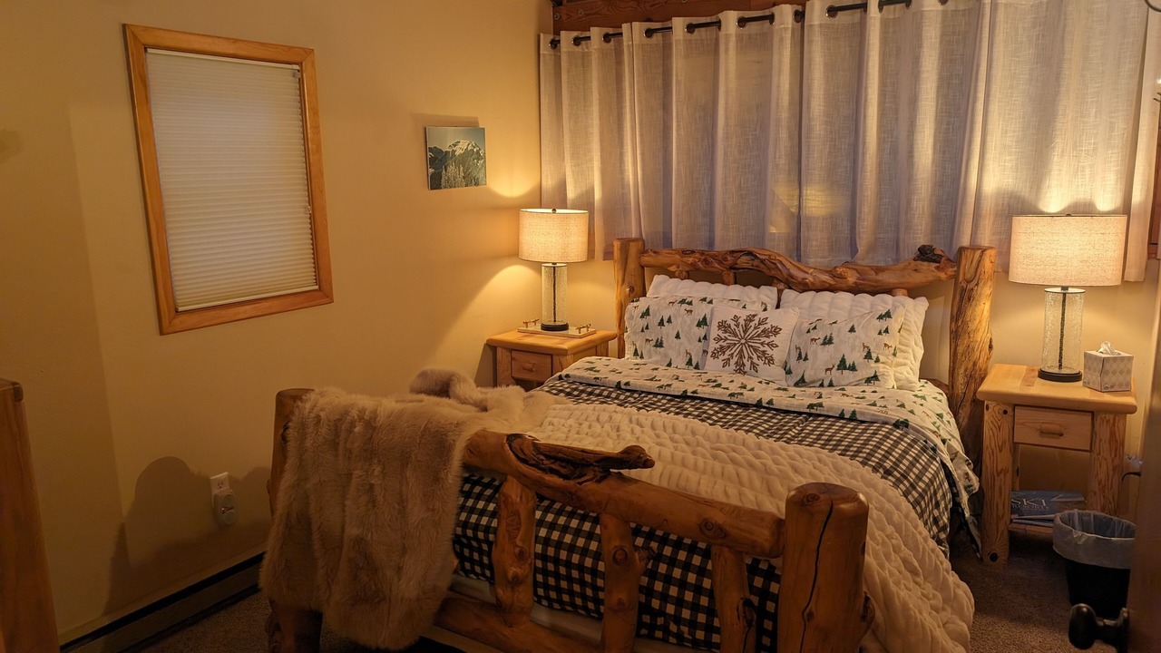 Photo of Bedroom in Taos Ski Valley