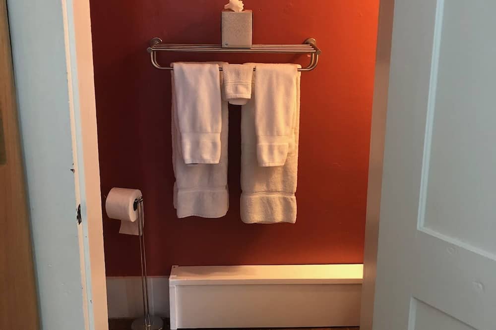 Photo of Bathroom in Greenfield